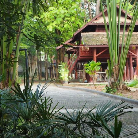 Insight Hostel Chiang Mai Buitenkant foto