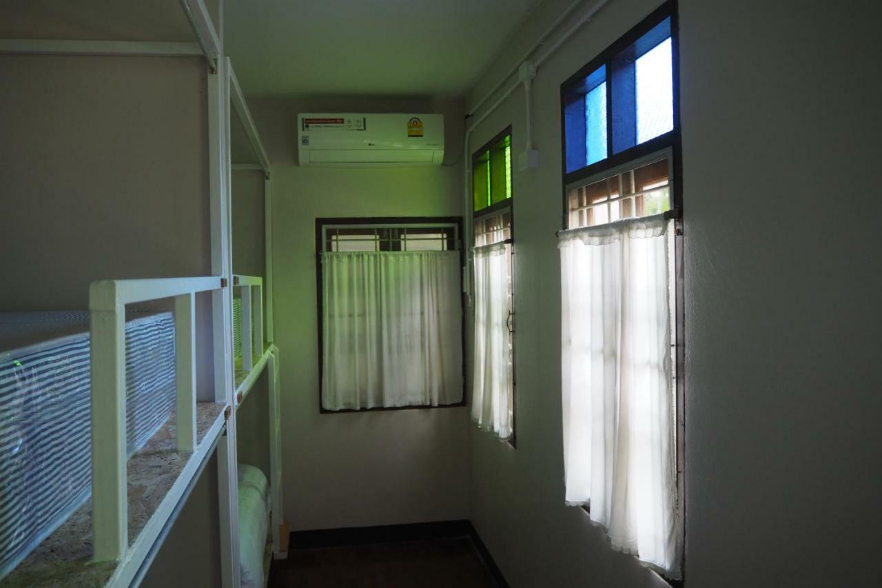 Insight Hostel Chiang Mai Buitenkant foto
