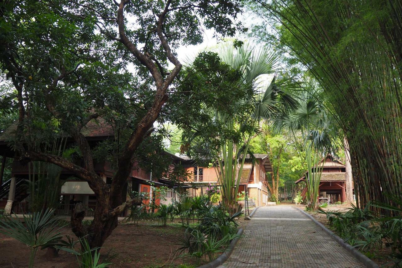 Insight Hostel Chiang Mai Buitenkant foto