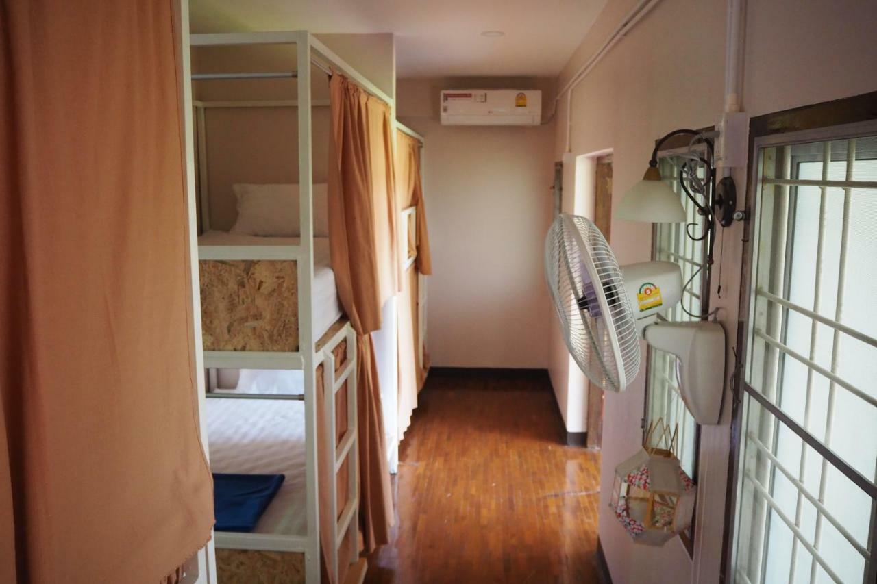 Insight Hostel Chiang Mai Buitenkant foto